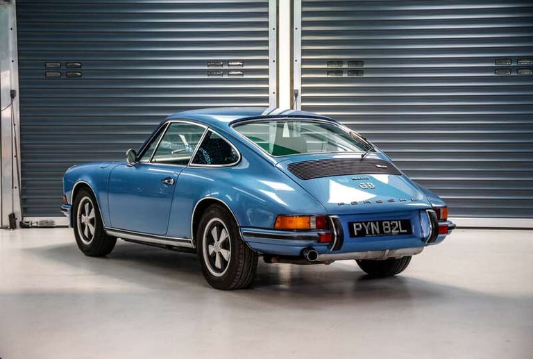  Porsche 911 911 2.4S Coupe Manual  Manual