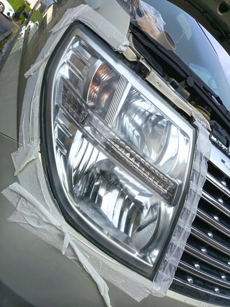 Mobile headlights restoration 