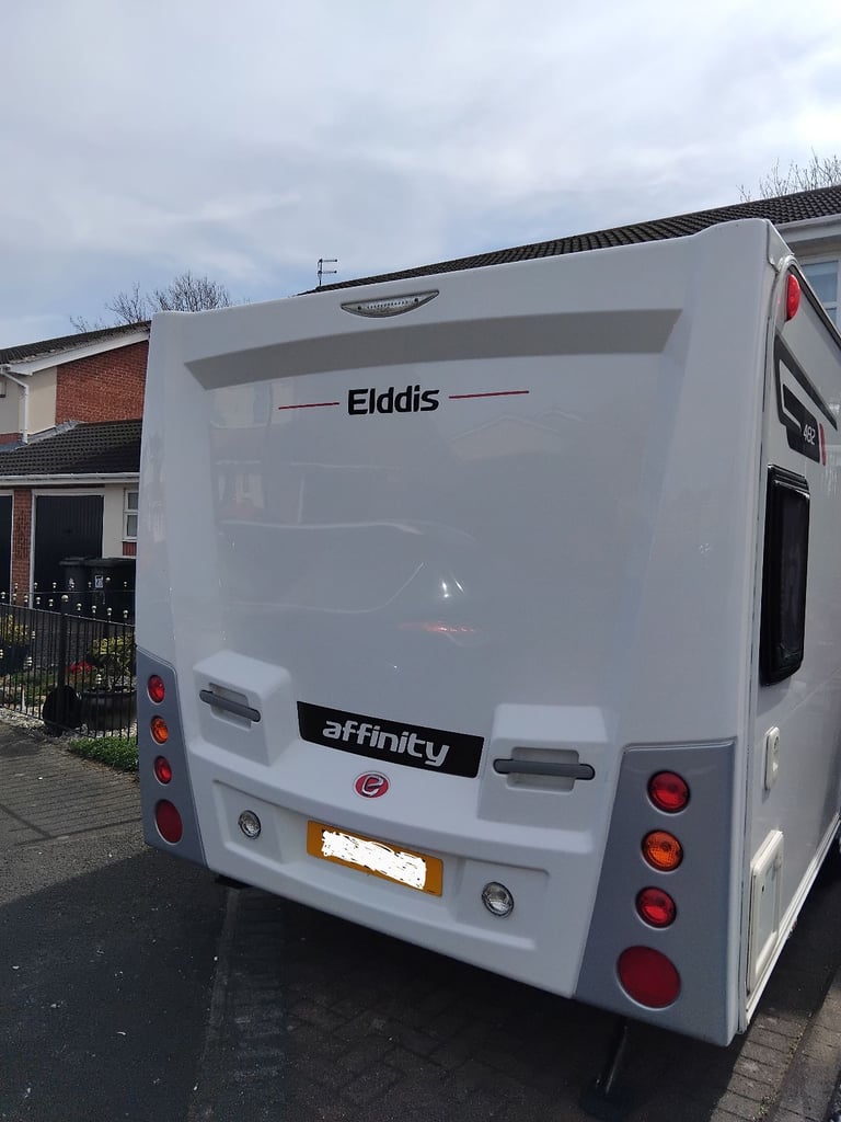 2013 Elddis invinity 482 2 berth caravan 