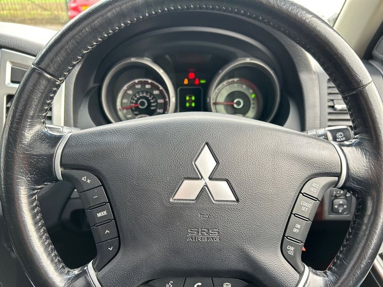 2016 Mitsubishi Shogun 3.2 DI-DC SG3 SUV 5dr Diesel Auto 4WD Euro 6 LWB (187 ps) ESTATE Diesel Au...