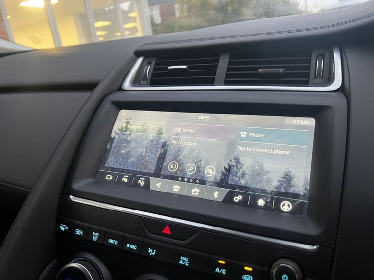 2020 Jaguar E-Pace 2.0 HSE 5dr Auto ESTATE PETROL Automatic