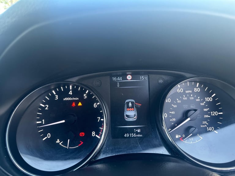 2016 Nissan Qashqai 1.2 DIG-T N-Connecta 2WD Euro 6 (s/s) 5dr HATCHBACK Petrol Manual