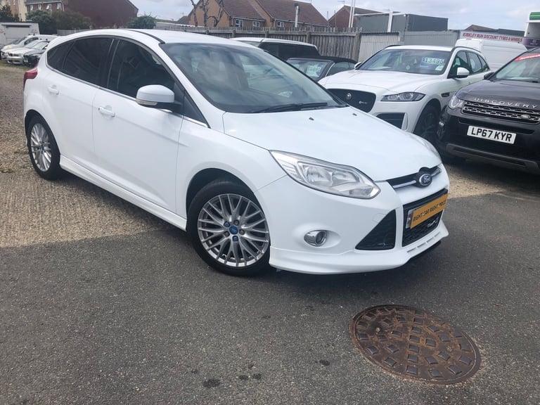 2012 Ford Focus 1.6 182 EcoBoost Zetec S 5dr HATCHBACK Petrol Manual