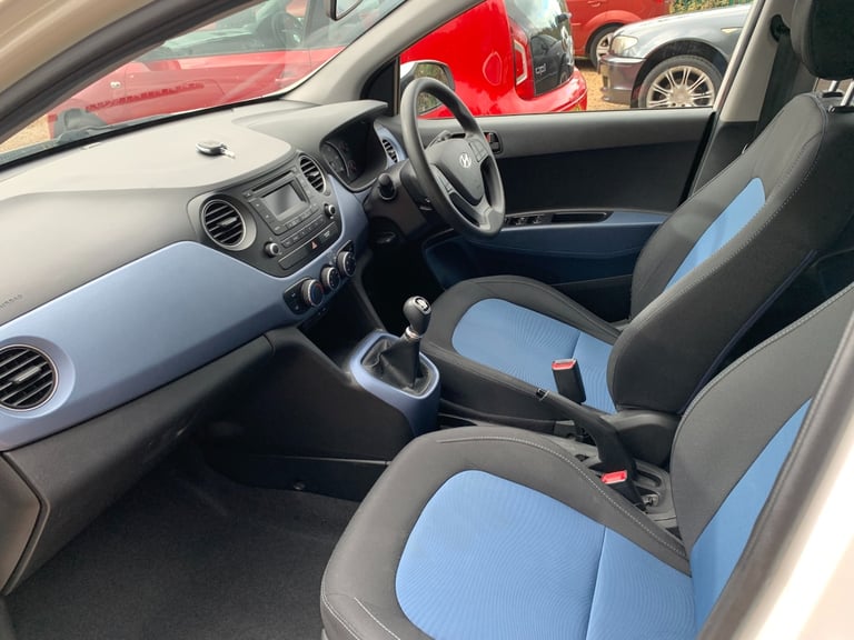 2015 Hyundai i10 1.2 SE 5dr HATCHBACK Petrol Manual