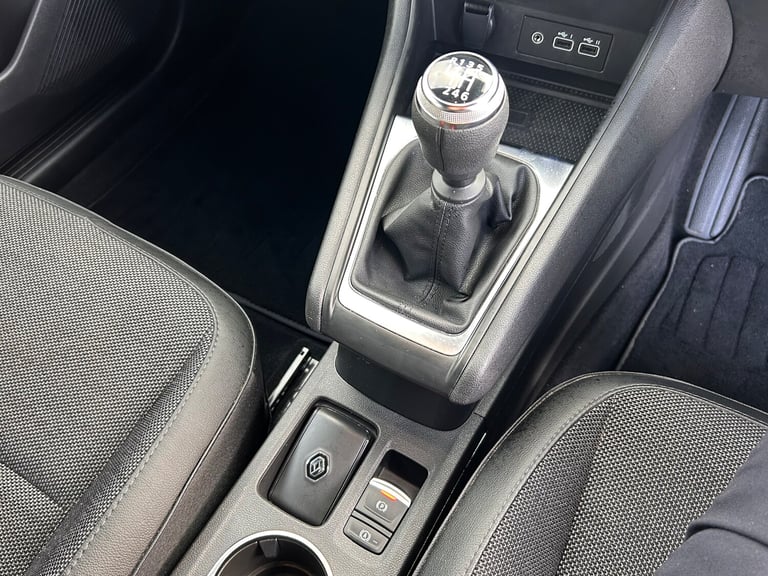 2023 Renault Captur 1.0 TCE 90 Rive Gauche 5dr Hatchback PETROL Manual