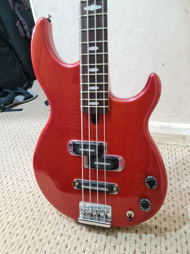 Yamaha BB1024 Professional Bass Guitar 