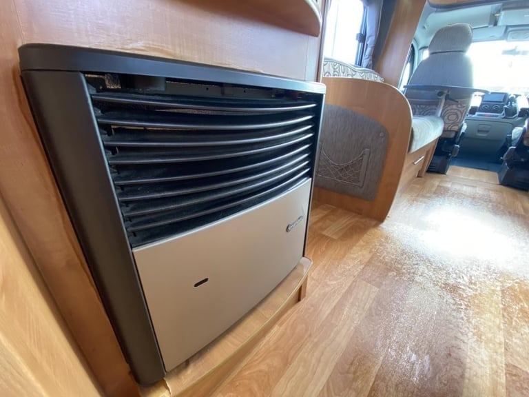 2011 AUTO-TRAIL FRONTIER MOHAWK LUXURY MOTORHOME