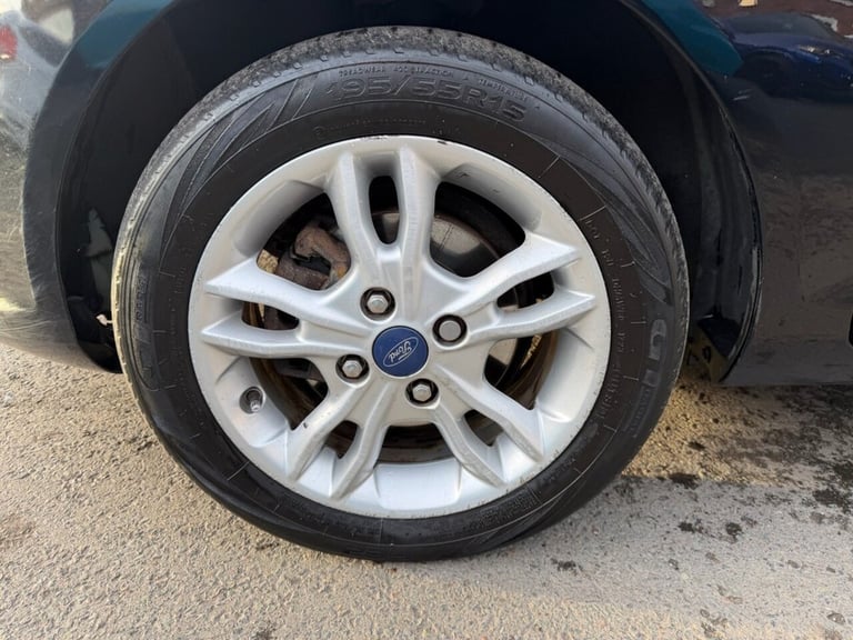 2016 Ford Fiesta 1.0 EcoBoost Zetec 5dr Powershift HATCHBACK PETROL Automatic