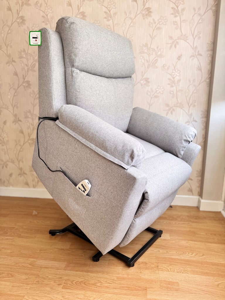 image for LUXURY HOMCOM Rise, Recline, & MASSAGE Armchair - EX-SHOWROOM