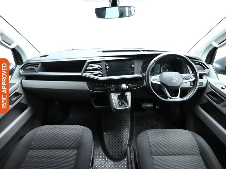 2020 Volkswagen Transporter 2.0 TDI T30 Highline Kombi Double Cab 5dr Diesel DSG FWD SWB Euro 6 (...