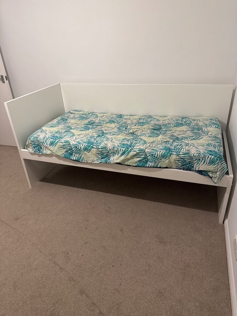 Single Bedroom