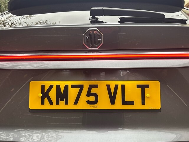 2025 MG MG HS 1.5 T-GDI Hybrid+ Trophy 5dr Auto Hatchback Hybrid Automatic