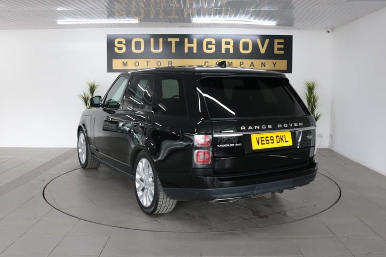 2019 Land Rover Range Rover 3.0 SD V6 Vogue SE SUV 5dr Diesel Auto 4WD Euro 6 (s/s) (275 ps) ESTA...