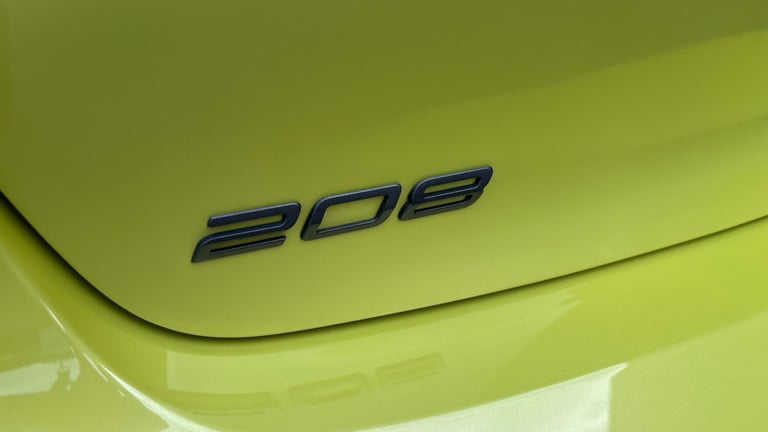 2025 Peugeot 208 1.2 PureTech MHEV GT Hatchback 5dr Petrol Hybrid e-DSC Euro 6 (s/s) (136 ps Hatc...
