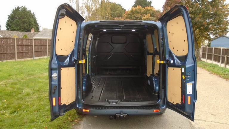 2019 Ford Transit Custom 2.0 EcoBlue 130ps Low Roof Limited Van PANEL VAN Diesel Manual