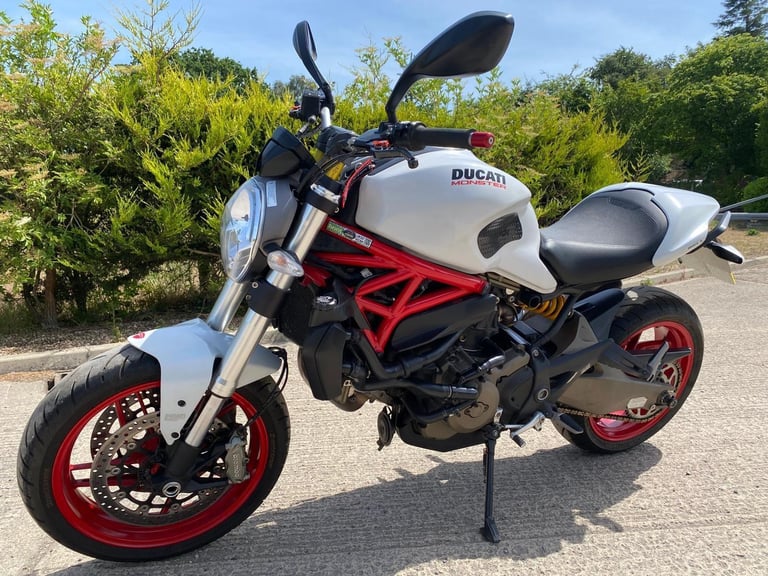 2014 64 DUCATI M821 MONSTER ABS NAKED WHITE M 821 NEW MOT MINT LOW MILES