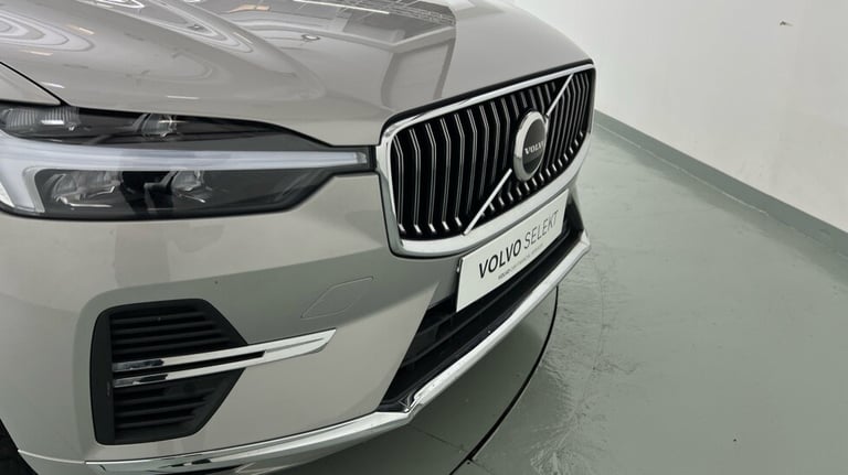 2023 Volvo XC60 2.0 T6 [350] RC PHEV Core Bright 5dr AWD Gtron ESTATE PETROL/ELECTRIC Automatic