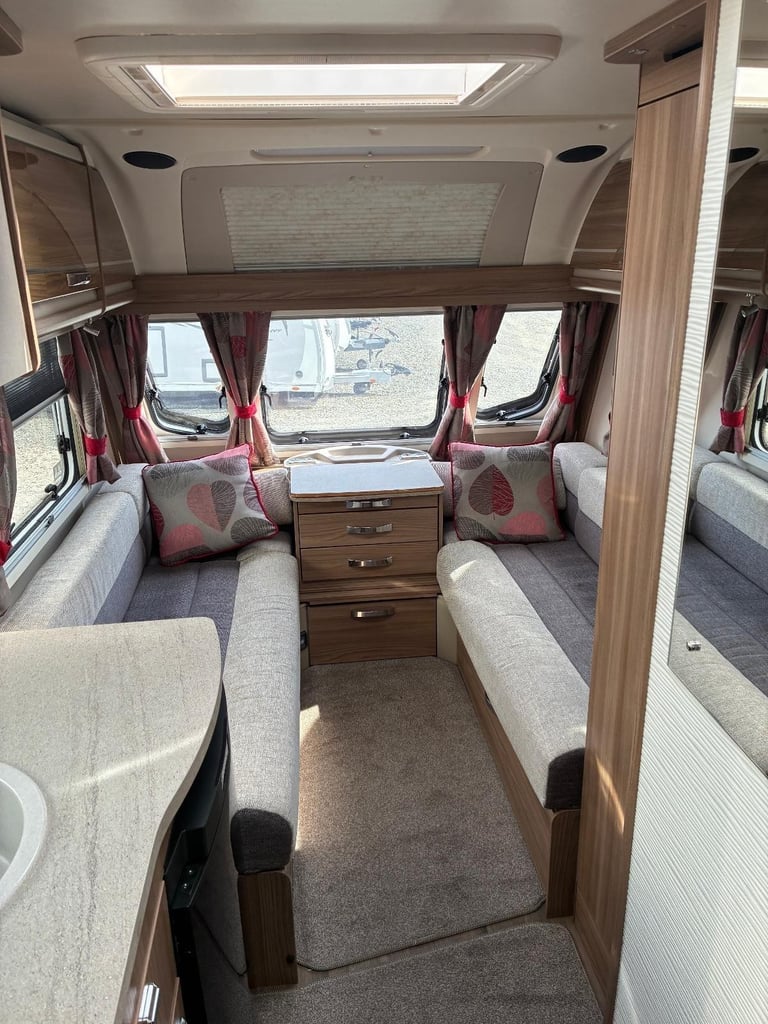2018 Swift Challenger 590