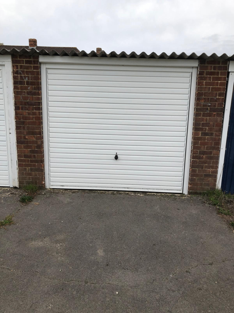 Garage to rent in Fareham