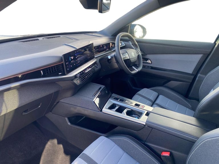 2025 Vauxhall Grandland Grandland 1.2 Hybrid [136] GS 5Dr E-dct6 Hatchback Hatchback Petrol Autom...