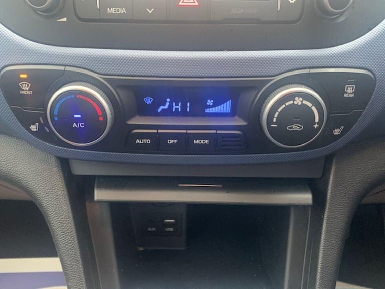 2018 Hyundai i10 1.2 Premium SE 5dr HATCHBACK Petrol Manual