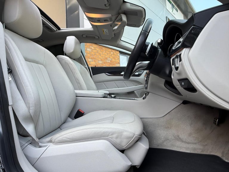 MERCEDES-BENZ CLS 3.5 CLS400 V6 AMG Line 2015