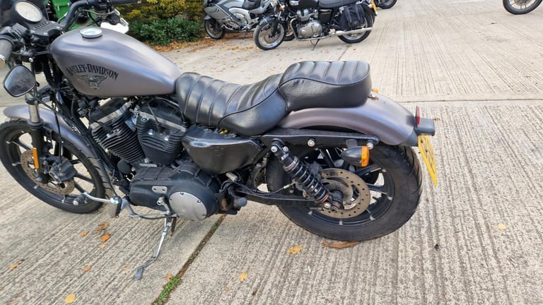 2016 16 HARLEY DAVIDSON XL 883 N IRON 16 SPORTSTER GREY XL883 CUSTOM CRUISER