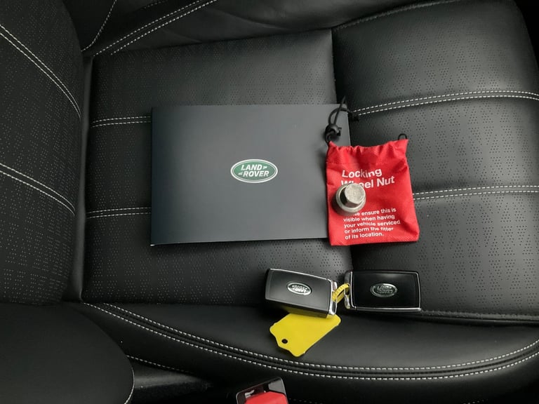 2022 Land Rover Range Rover Velar 2.0 P400e 17.1kWh R-Dynamic HSE SUV 5dr Petrol Plug-in Hybrid A...