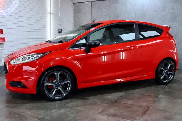 2015 Ford Fiesta 1.6 EcoBoost ST-2 3dr HATCHBACK PETROL Manual