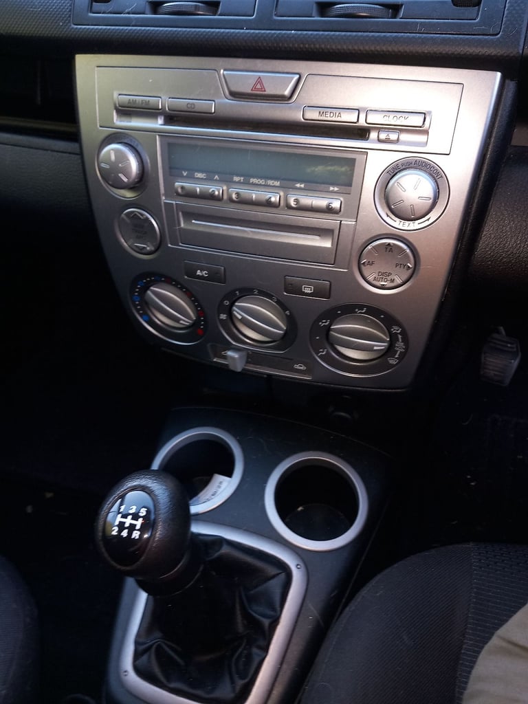Mazda, 2, Hatchback, 2007, Manual, 1388 (cc), 5 doors