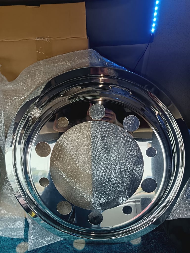 SET OF 22.5 UNIVERSAL WHEEL LINERS BRAND NEW 