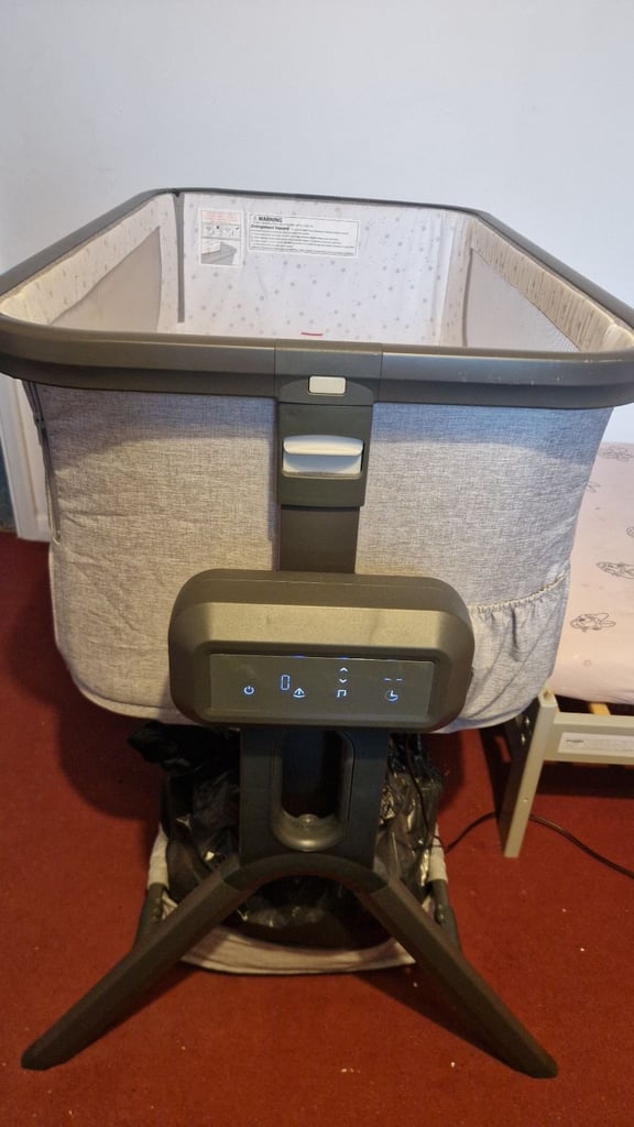 image for Baby Elegance co glide electric crib