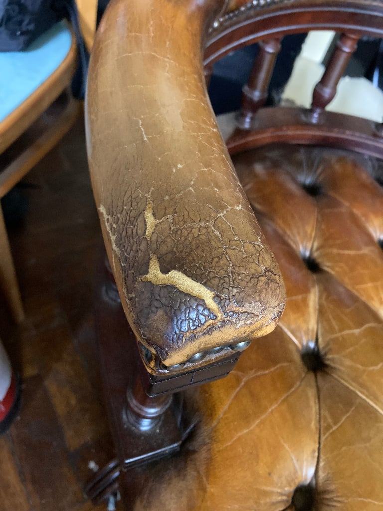 Beautiful large vintage captains chesterfield desk chair