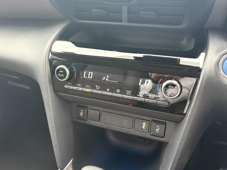 2022 Toyota Yaris Cross 1.5 VVT-h Excel SUV 5dr Petrol Hybrid E-CVT Euro 6 (s/s) (116 ps) Petrol/...