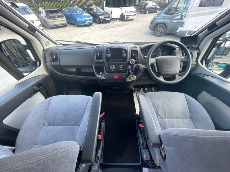 Ventura VR2000 4 Berth 5 Belt Rock n Roll Bed Camper Van 