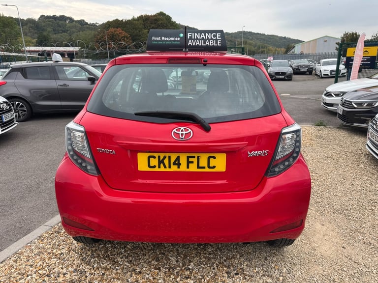2014 Toyota Yaris 1.33 VVT-i Icon+ 5dr HATCHBACK Petrol Manual