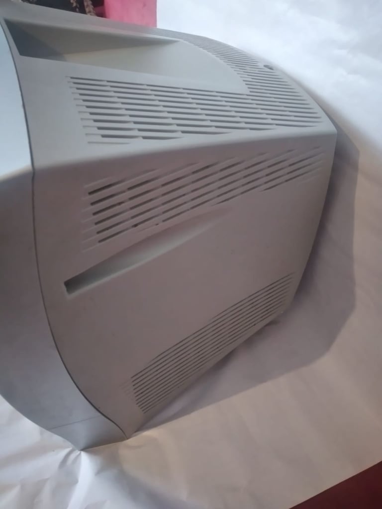 FAULTY Hitachi CRT TV C14D24 for SPARES/REPAIR