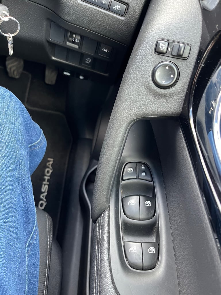 2019 Nissan Qashqai 1.3 DiG-T Acenta Premium 5dr HATCHBACK Petrol Manual