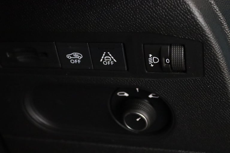 2022 DS Automobiles DS 3 Crossback 1.2 PureTech Bastille Crossback Euro 6 (s/s) 5dr HATCHBACK Pet...