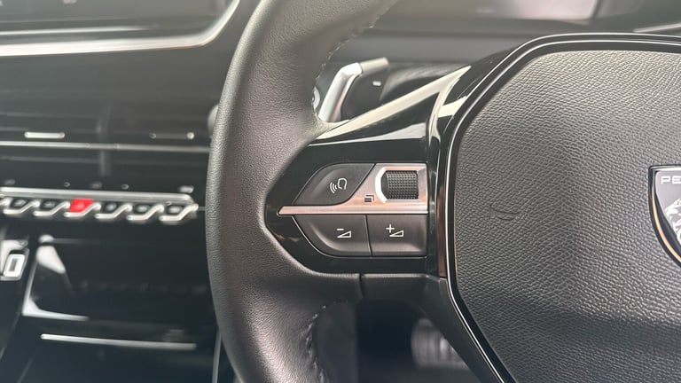 2024 Peugeot 2008 1.2 PureTech Allure SUV 5dr Petrol EAT Euro 6 (s/s) (130 ps) SUV Petrol Automatic