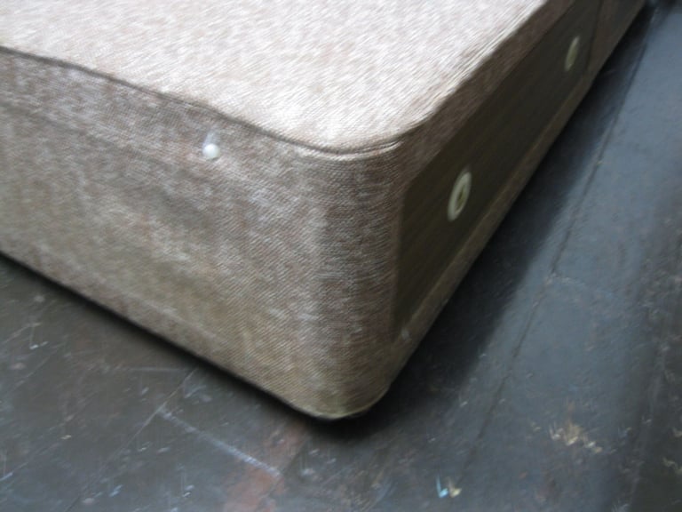 DOUBLE BED BASE WITH 4 STORAGE DRAWERS GUNNISLAKE PL18 9NA