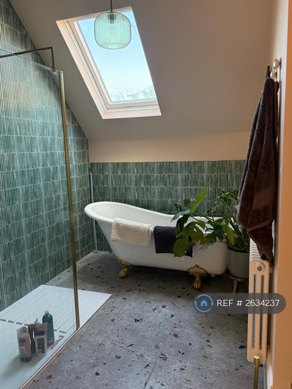 1 bedroom in Ditton Court Road, Westcliff-On-Sea, SS0 (#2634237)
