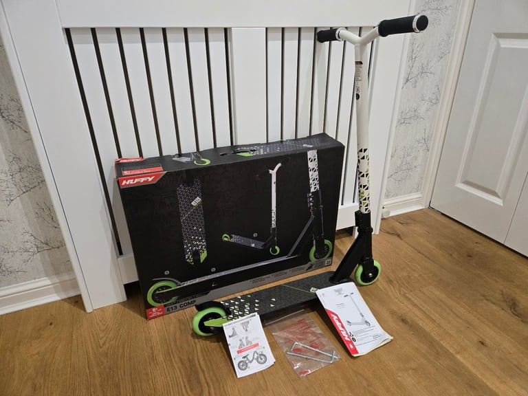 image for Huffy E13 Pro Inline Stunt Scooter - Used Once - Immaculate