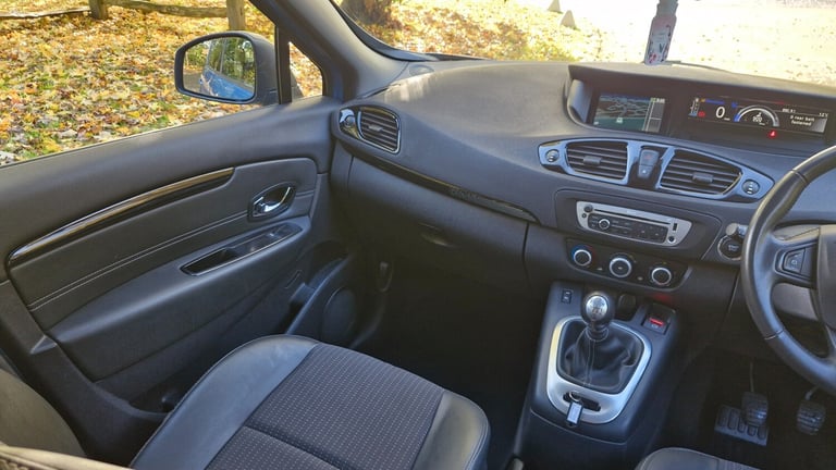 2013 Renault Scenic 1.5 dCi Dynamique TomTom 5dr MPV Diesel Manual