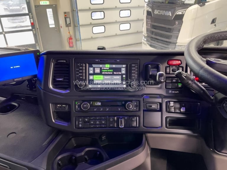 2020 (70) SCANIA R500 6X2 TAG HIGHLINE