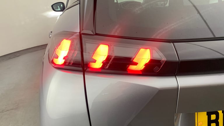 2022 Peugeot 2008 1.2 PureTech Allure Premium SUV 5dr Petrol Manual Euro 6 (s/s) (100 ps) SUV Pet...