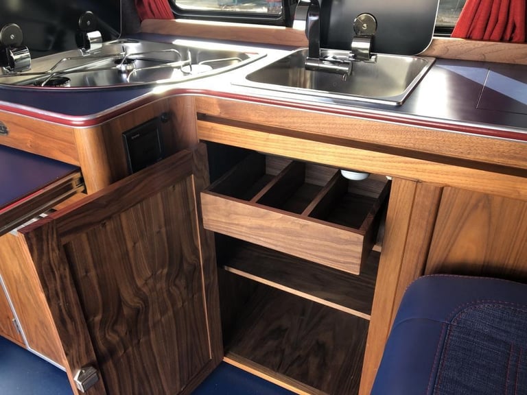 2017 VOLKSWAGEN TRANSPORTER T28 CAMPERVAN CONVERSION