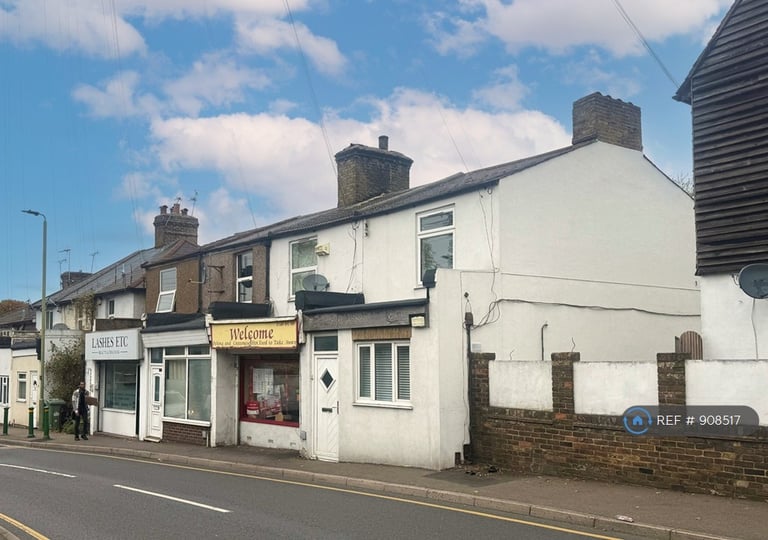 Studio flat in Kent Road, Orpington, BR5 (#908517)