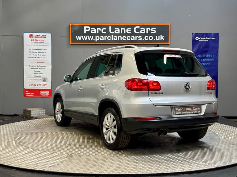 2015 Volkswagen Tiguan 2.0 TDi BlueMotion Tech Match 5dr ** 4 MOTION ** Diesel