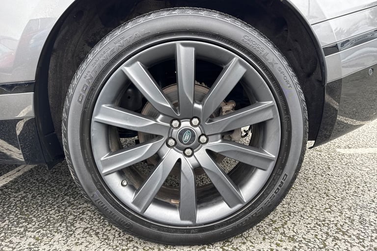 2019 Land Rover Range Rover Velar 2.0 D240 R-Dynamic HSE Auto 4WD Euro 6 (s/s) 5dr SUV DIESEL Aut...